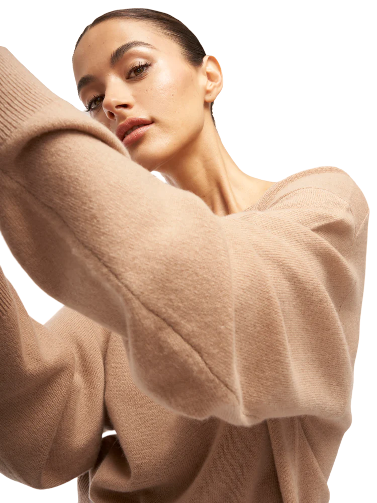 Elodie Crewneck Cashmere Sweater - Camel Tan
