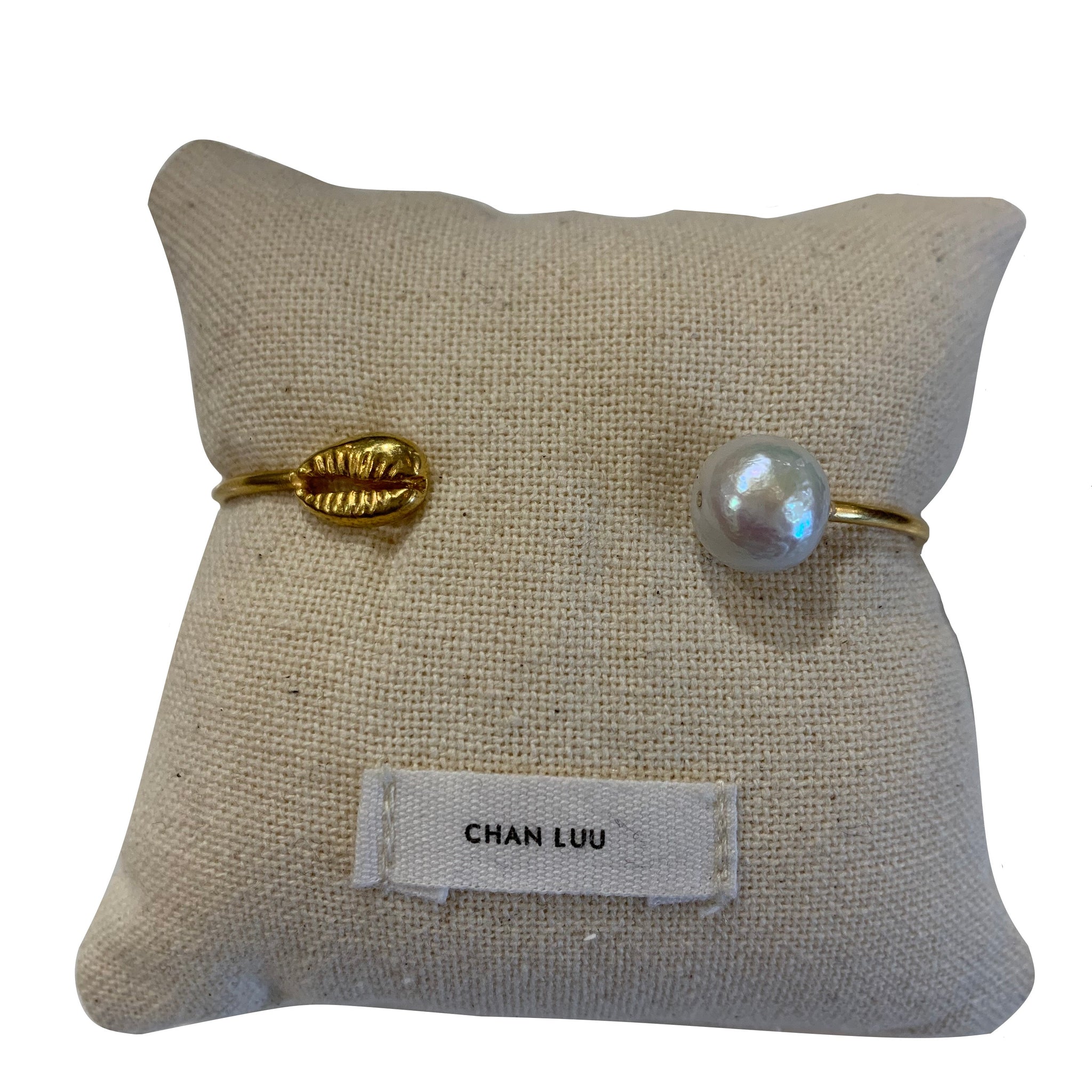 Shell/Pearl Cuff